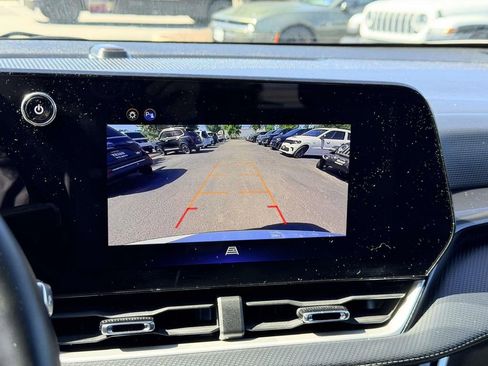Used 2025 Chevrolet Equinox LT AWD/4WD image 10