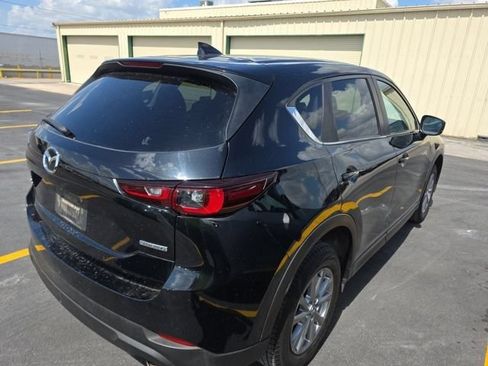 Used 2023 MAZDA CX-5 AWD 2.5 S image 3