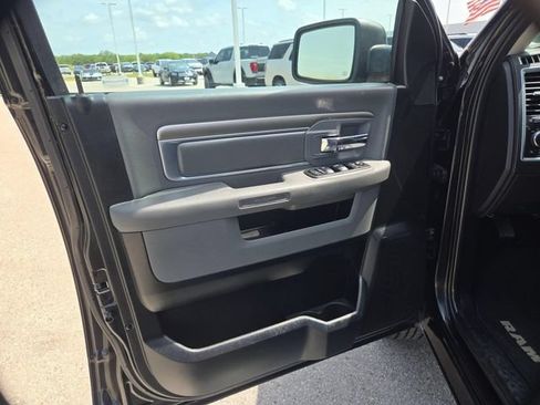Used 2018 RAM 1500 Big Horn AWD/4WD image 12