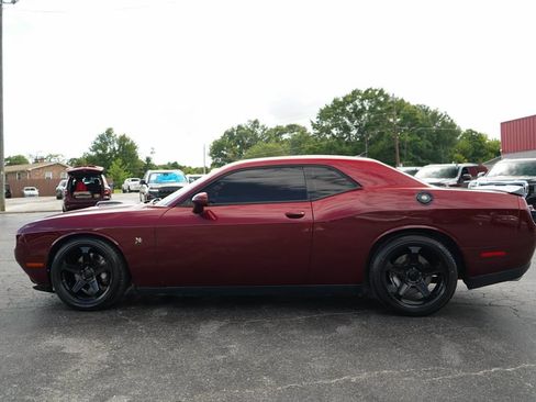 Used 2018 Dodge Challenger R/T Scat Pack RWD image 23