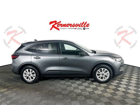 Used 2025 Ford Escape Active image 8