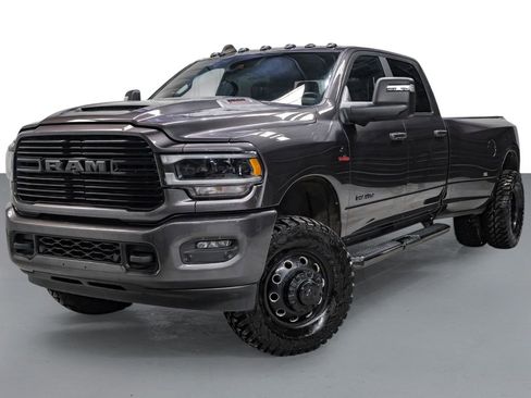 Used 2024 RAM 3500 Laramie w/ Night Edition image 4