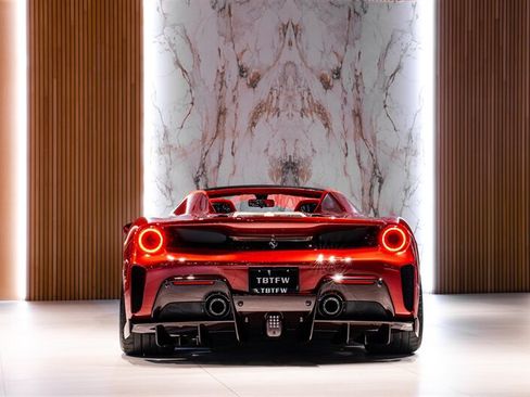 Used 2020 Ferrari 488 Pista Spider RWD image 7