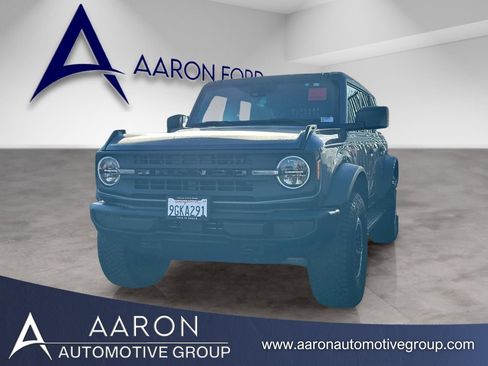 Used 2023 Ford Bronco 4-Door w/ Sasquatch Package image 1