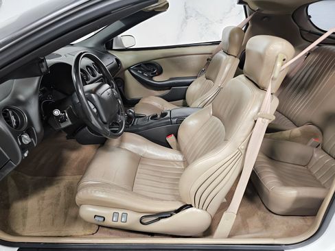 Used 2002 Pontiac Firebird Formula image 17