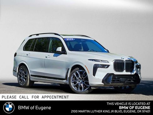 Used 2024 BMW X7 xDrive40i w/ M Sport Package AWD/4WD image 1