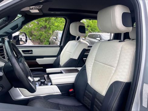 Used 2023 Toyota Tundra Capstone image 8