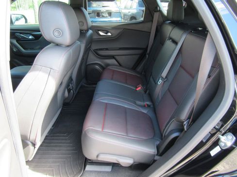 Used 2024 Chevrolet Blazer RS w/ Enhanced Convenience Package FWD image 38