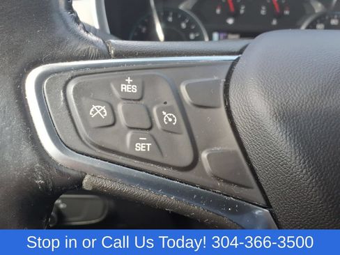Used 2018 Chevrolet Equinox LT w/ Sun & Infotainment Package AWD/4WD image 23