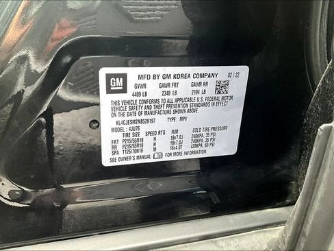 Used 2022 Buick Encore Preferred w/ Safety Package AWD/4WD image 17