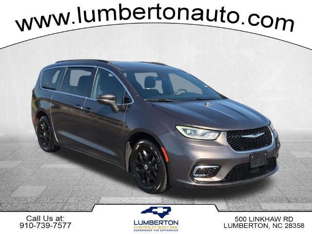 Used 2022 Chrysler Pacifica Touring FWD image 1