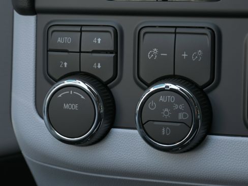 New 2026 Chevrolet Suburban Premier AWD/4WD image 29