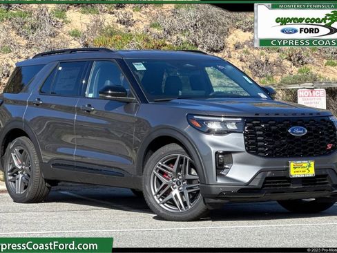 New 2026 Ford Explorer ST image 1