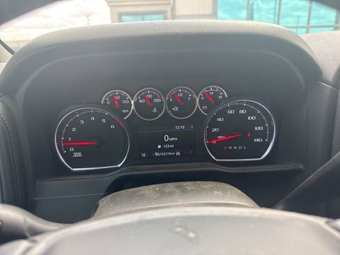 Used 2022 Chevrolet Silverado 1500 LT Trail Boss w/ Convenience Package II image 10