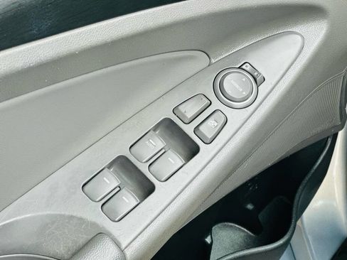Used 2012 Hyundai Sonata GLS w/ Popular Equipment Pkg FWD image 13