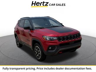 Used 2025 Jeep Compass Trailhawk AWD/4WD video 1