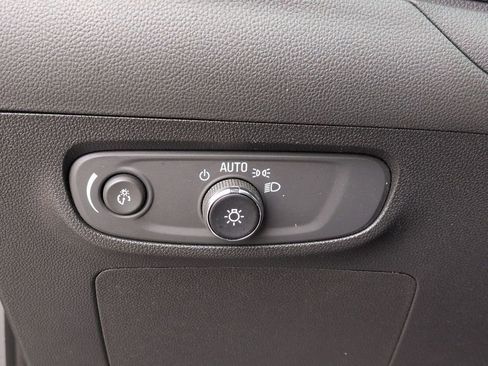 Used 2025 Buick Encore GX Preferred image 16