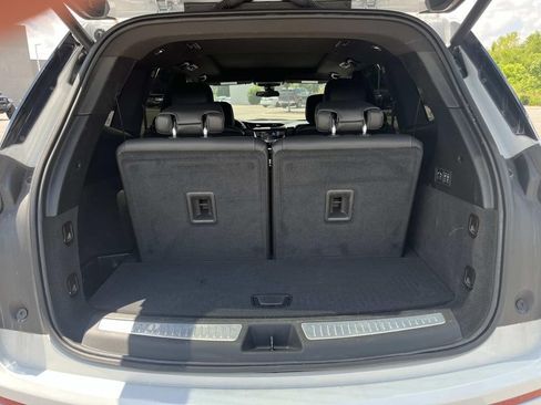 Certified 2024 Cadillac XT6 Sport w/ LPO, Floor Liner Package AWD/4WD image 11