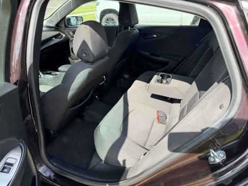 Used 2020 Chevrolet Malibu LT FWD image 15