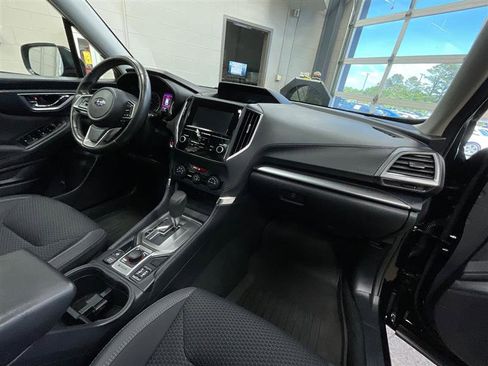 Used 2024 Subaru Forester Premium AWD/4WD image 32
