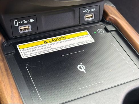Used 2020 Honda CR-V Touring image 16