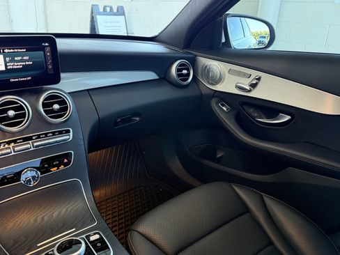 Used 2021 Mercedes-Benz C 300 Sedan image 24