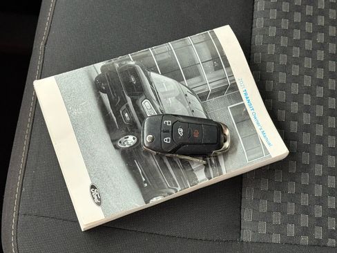 Used 2021 Ford Transit 350 XLT image 27