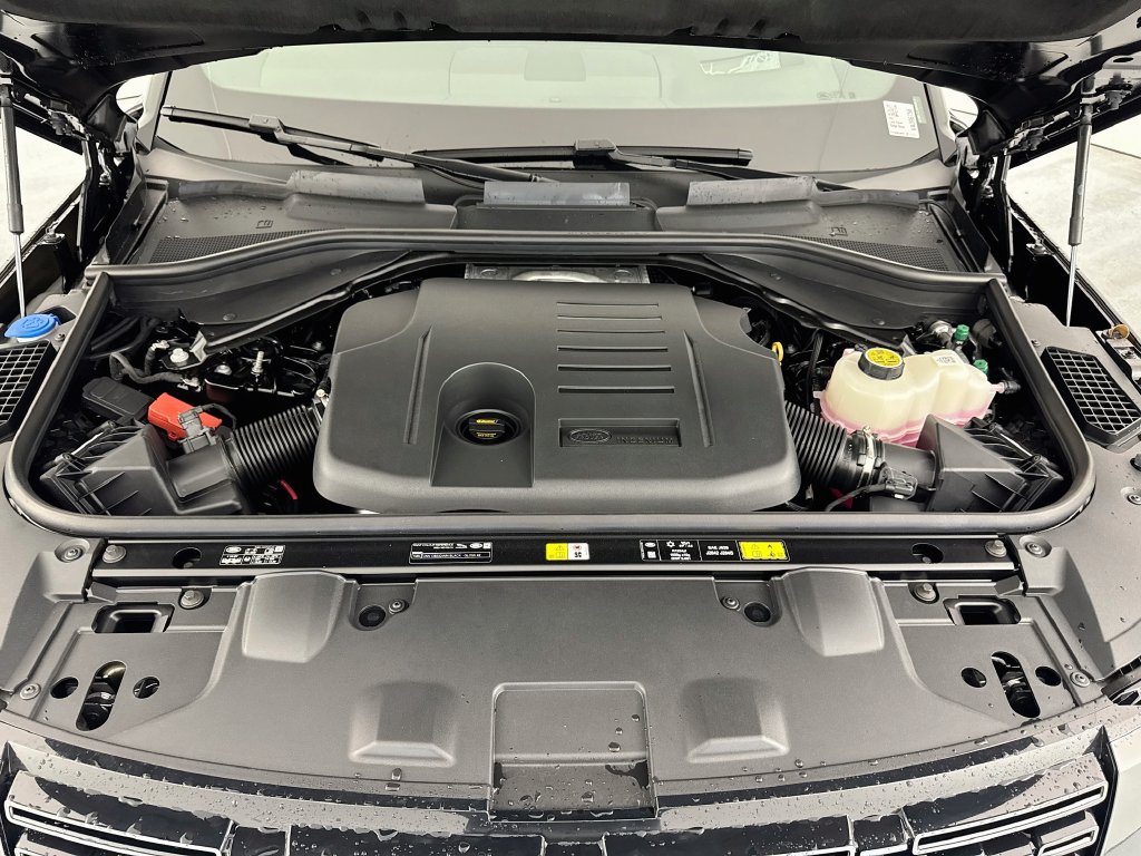 New 2027 Land Rover Range Rover SE AWD/4WD image 31