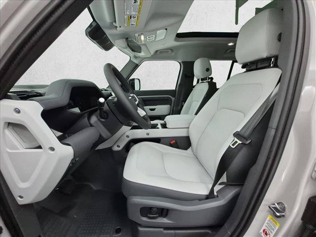 New 2026 Land Rover Defender 110 S AWD/4WD image 4