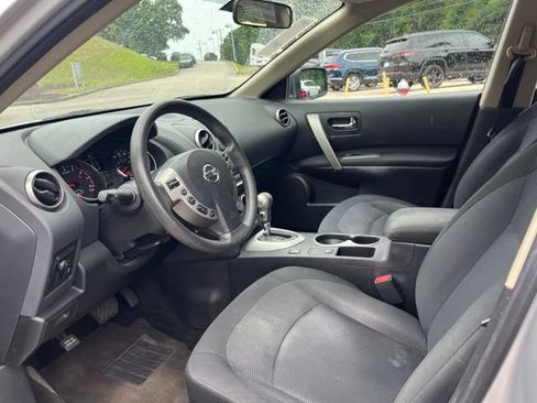 Used 2014 Nissan Rogue S w/ Convenience Package FWD image 6