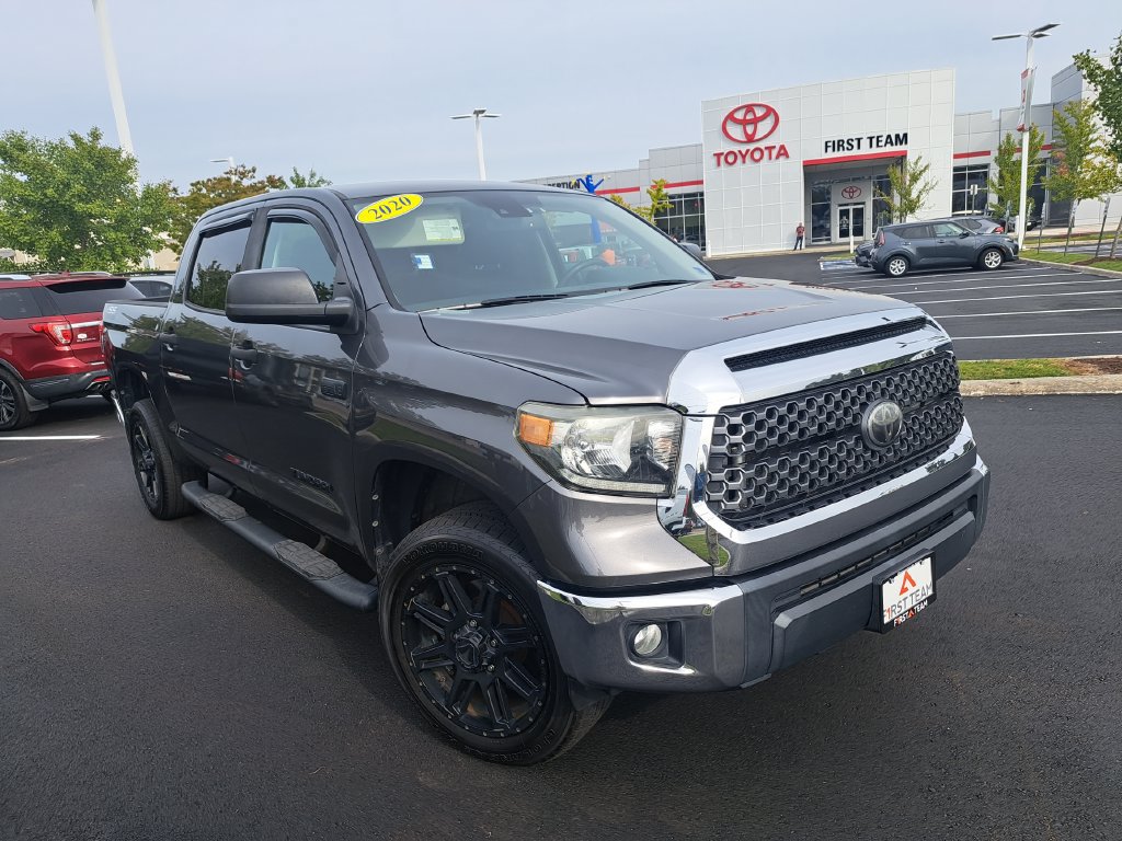 Used 2020 Toyota Tundra SR5 w/ SR5 Upgrade Package AWD/4WD image 4