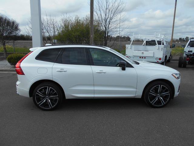 Used 2020 Volvo XC60 T6 R-Design w/ Protection Package Premier AWD/4WD image 3