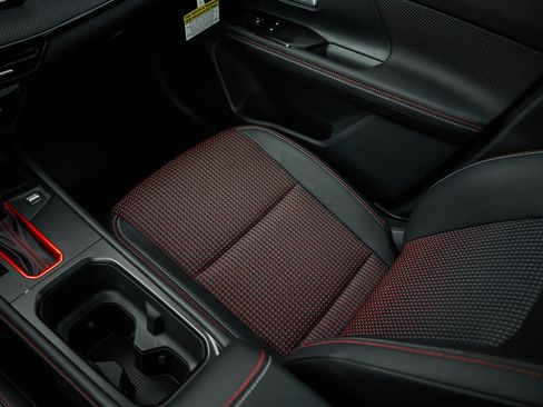 New 2026 Nissan Kicks SR w/ SR Premium Package image 24