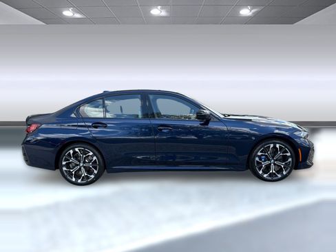 New 2026 BMW 330i xDrive Sedan w/ M Sport Package AWD/4WD image 8