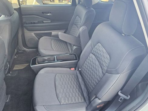 Certified 2022 Nissan Pathfinder SV w/ SV Premium Package image 14