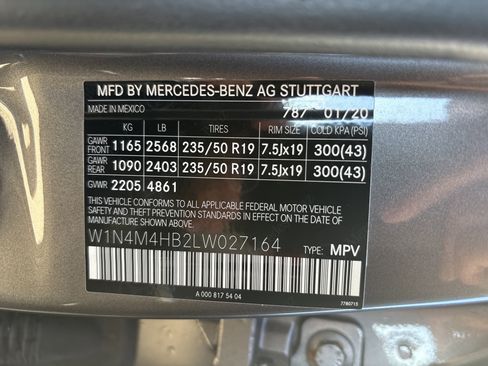 Used 2020 Mercedes-Benz GLB 250 4MATIC image 34