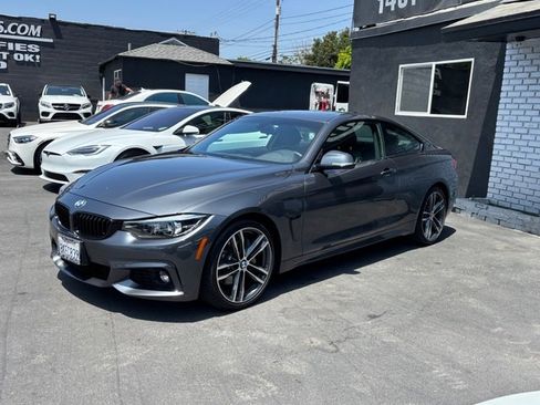 Used 2019 BMW 440i Coupe w/ M Sport Package RWD image 12