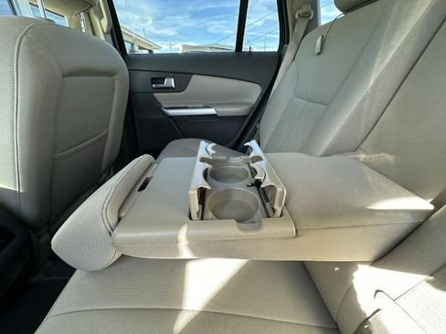 Used 2013 Ford Edge SE image 34