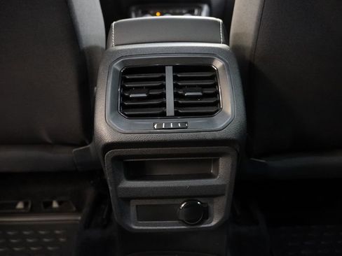 Used 2023 Volkswagen Tiguan S image 28