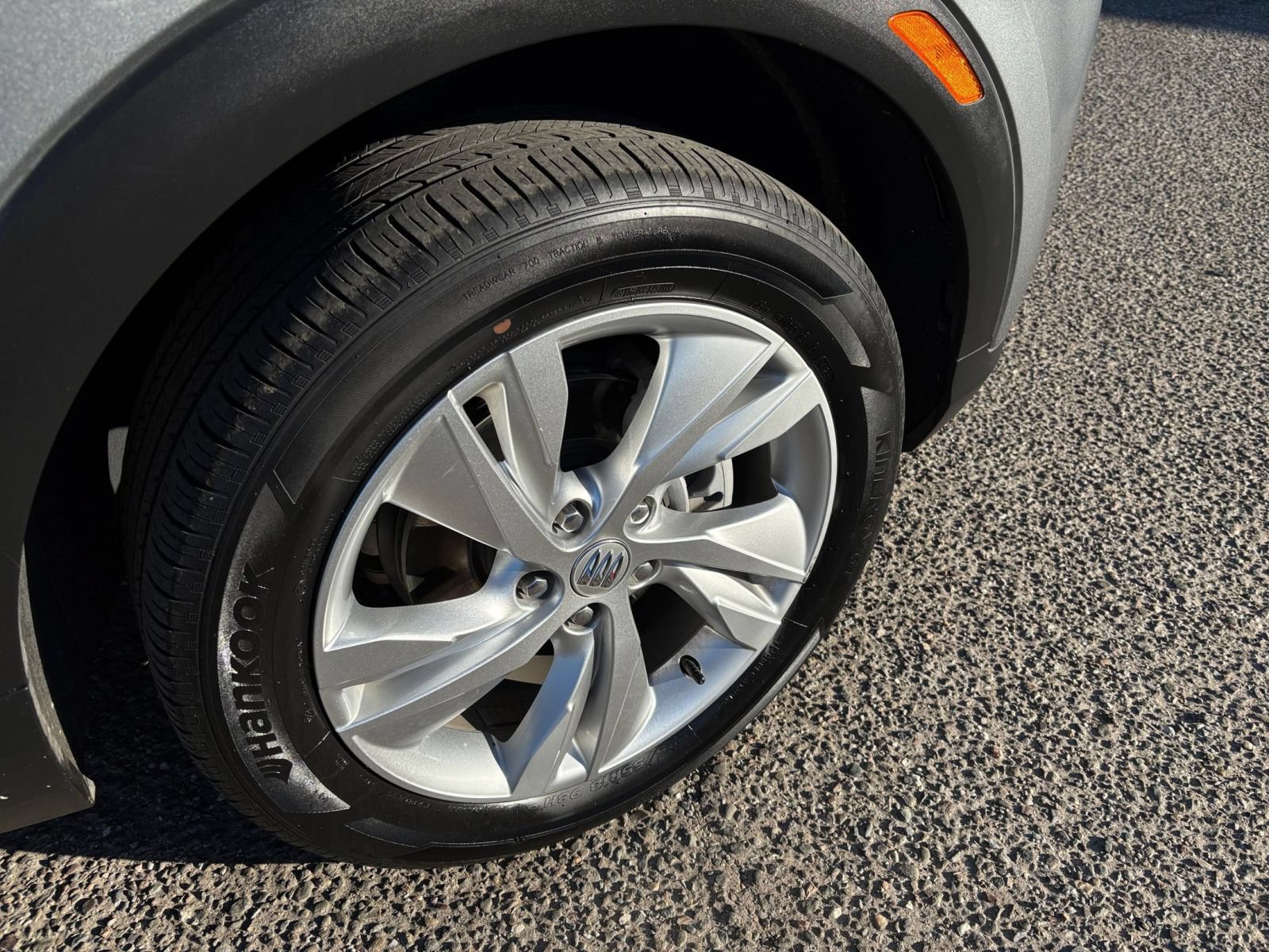 Used 2025 Buick Encore GX Preferred AWD/4WD image 29