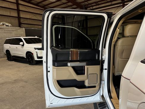 Used 2017 Ford F150 Lariat w/ Equipment Group 502A Luxury image 15