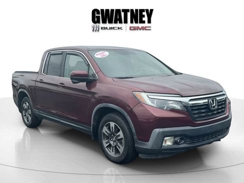 Used 2017 Honda Ridgeline RTL-T image 3