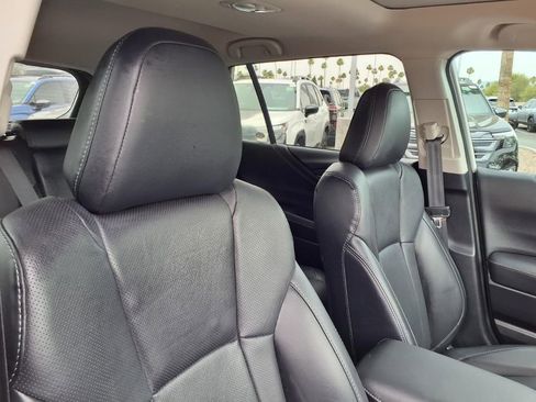 Used 2025 Subaru Outback Limited AWD/4WD image 20