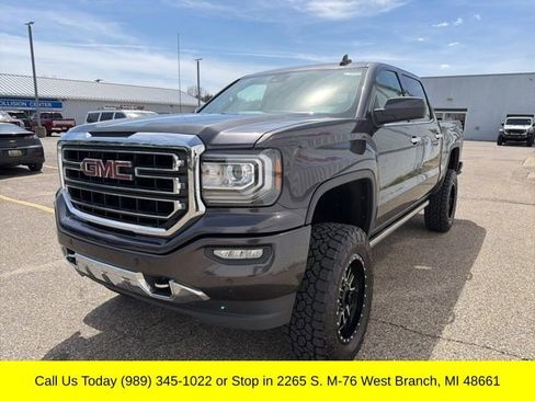 Used 2016 GMC Sierra 1500 Denali w/ Denali Ultimate Package AWD/4WD image 9