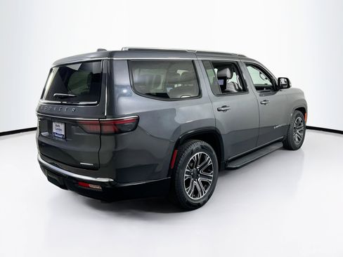 Used 2022 Jeep Wagoneer Series III w/ Rear Seat Video Group 1 image 5