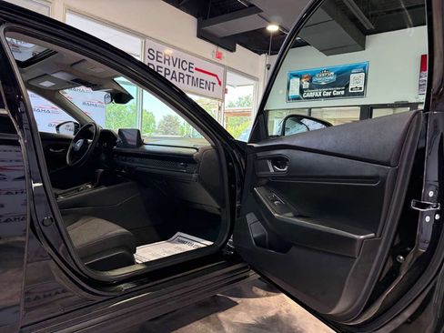 Used 2026 Honda Accord SE image 46