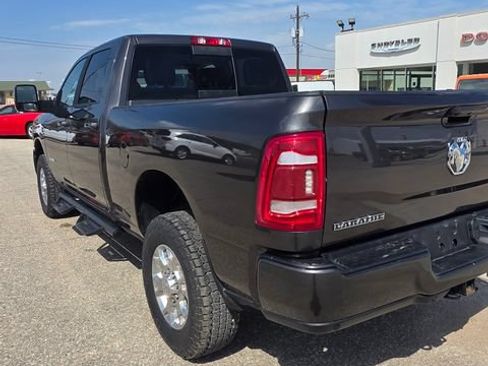 Used 2024 RAM 2500 Laramie AWD/4WD image 9