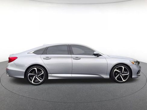 Used 2020 Honda Accord Sport image 4