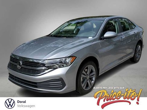 Used 2024 Volkswagen Jetta SE FWD image 1
