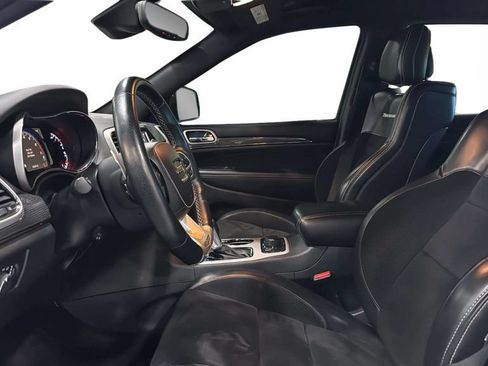 Used 2018 Jeep Grand Cherokee Trackhawk w/ Trailer Tow Group IV AWD/4WD image 22